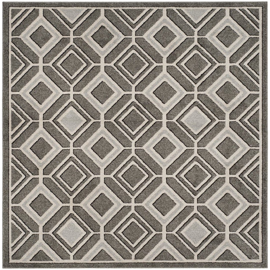 SAFAVIEH Amherst Collection AMT433C Grey / Light Grey Rug Image 6