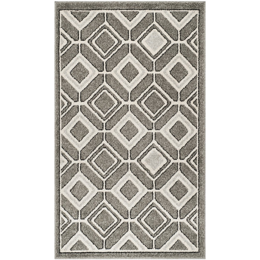 SAFAVIEH Amherst Collection AMT433C Grey / Light Grey Rug Image 1