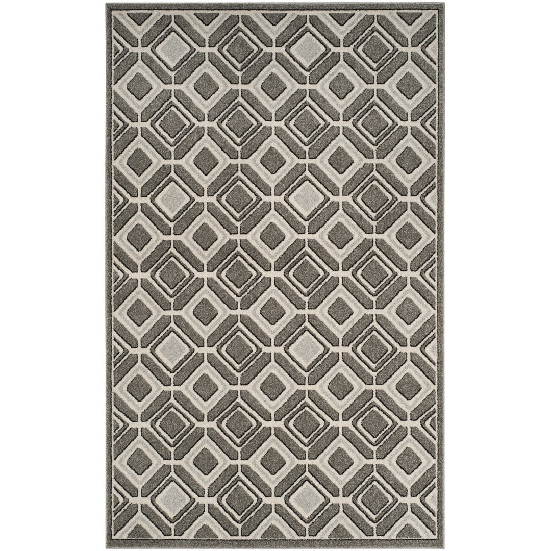 SAFAVIEH Amherst Collection AMT433C Grey / Light Grey Rug Image 1