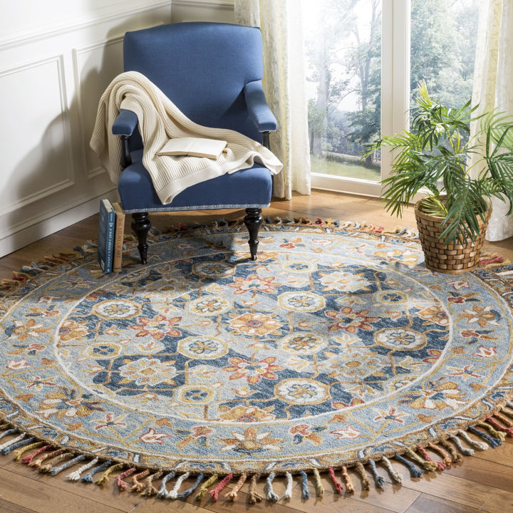 SAFAVIEH Aspen Collection APN110A Handmade Grey/Navy Rug Image 2