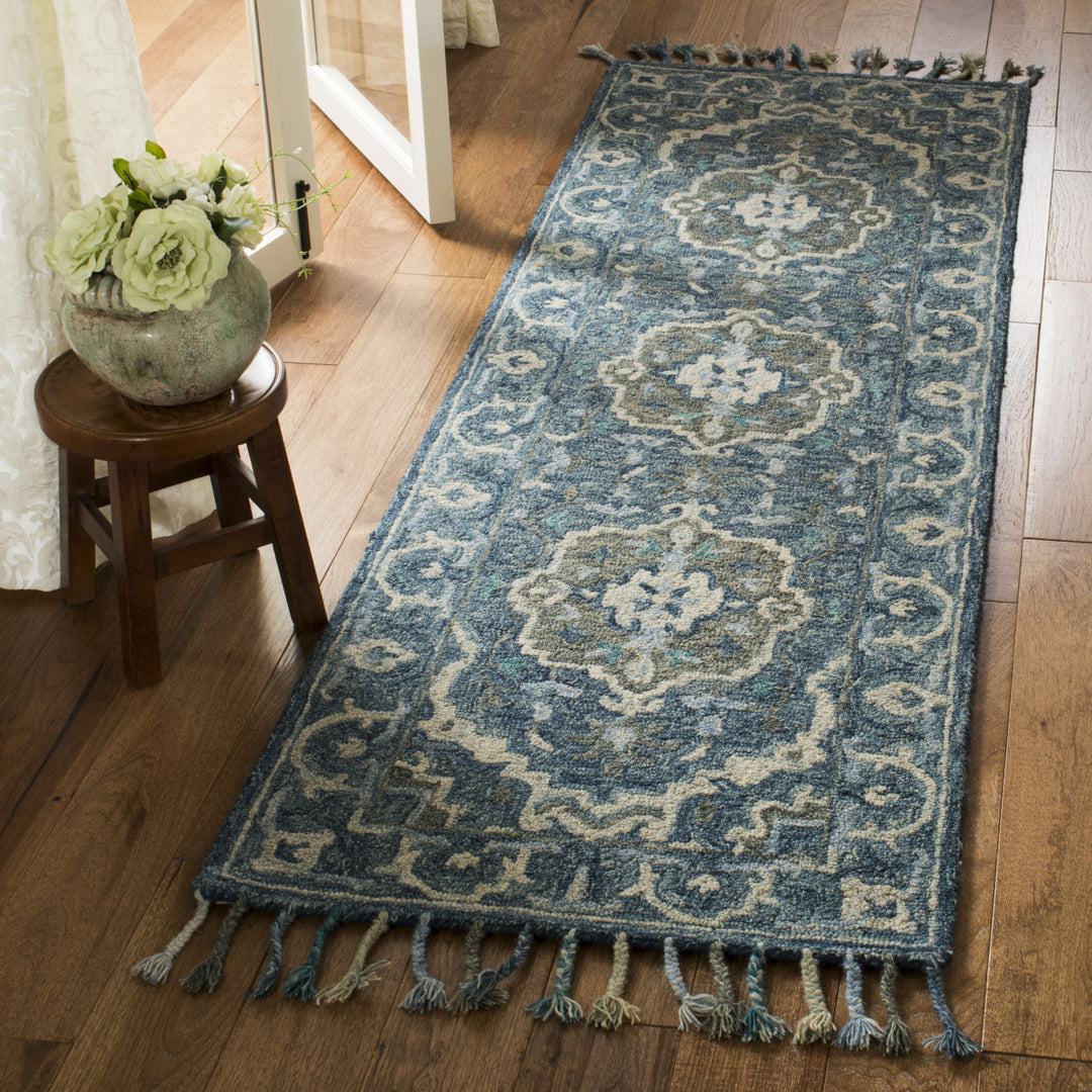 SAFAVIEH Aspen APN230A Handmade Dark Blue / Grey Rug Image 3