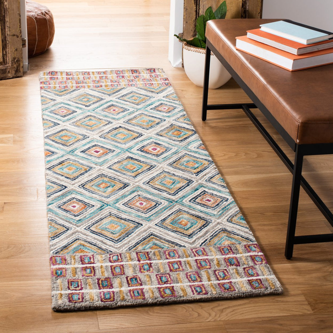 SAFAVIEH Aspen Collection APN812Y Handmade Green/Red Rug Image 9