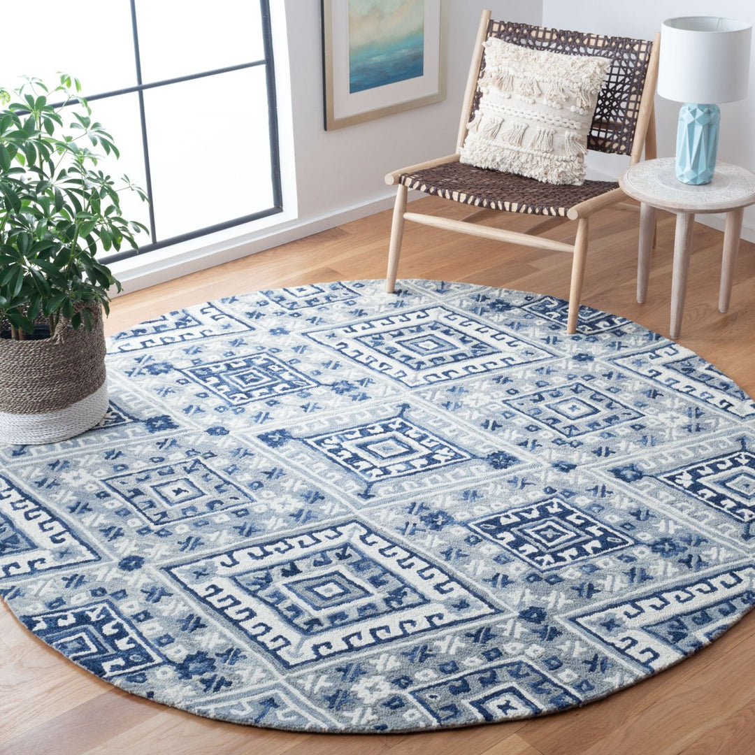 SAFAVIEH Aspen Collection APN826F Handmade Grey/Navy Rug Image 2