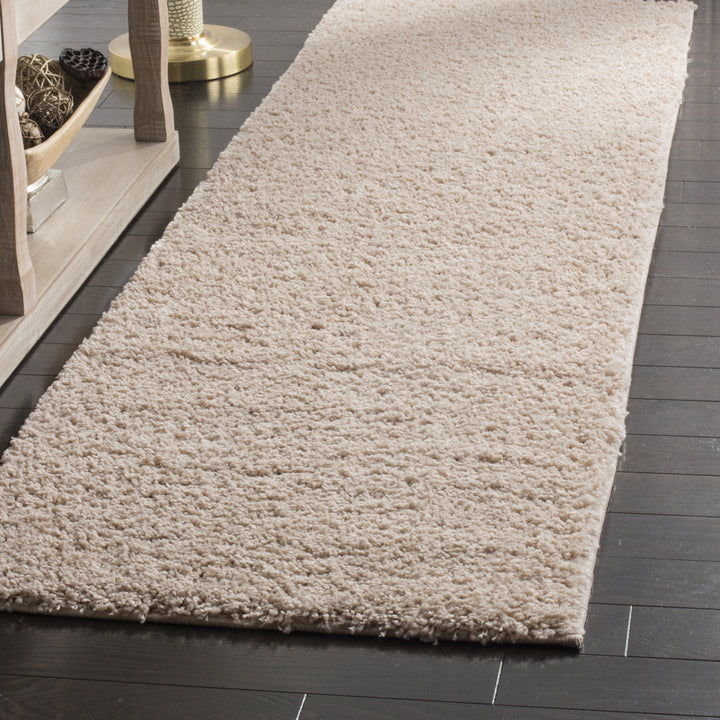 SAFAVIEH Arizona Shag Collection ASG820S Beige Rug Image 3