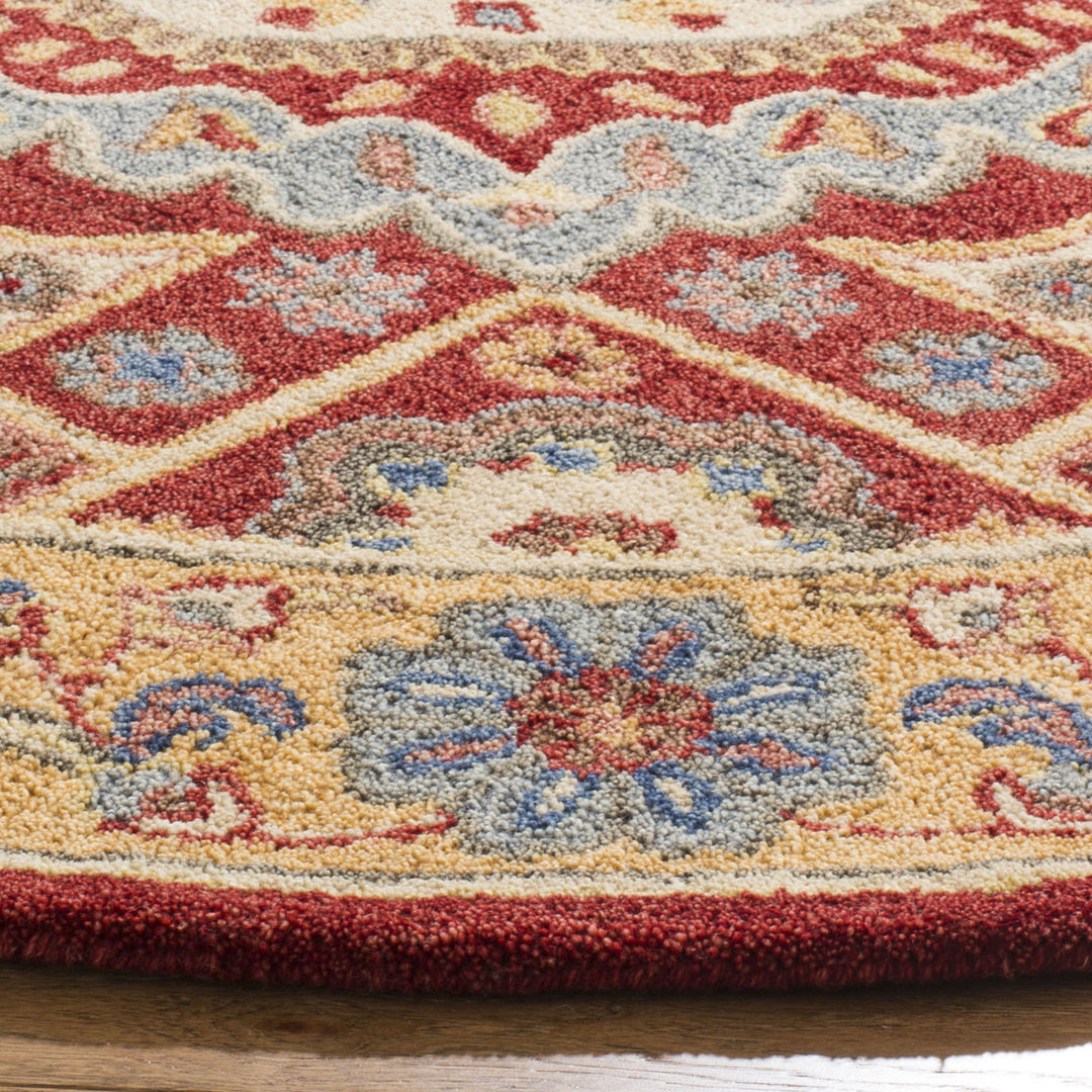 SAFAVIEH Antiquity AT501Q Handmade Red / Orange Rug Image 7