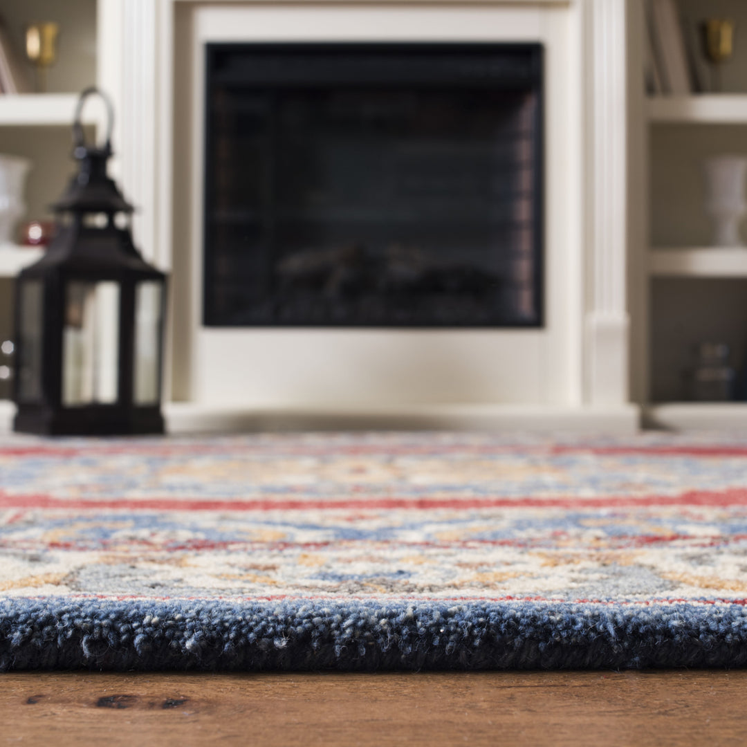 SAFAVIEH Antiquity AT505M Handmade Blue / Red Rug Image 11