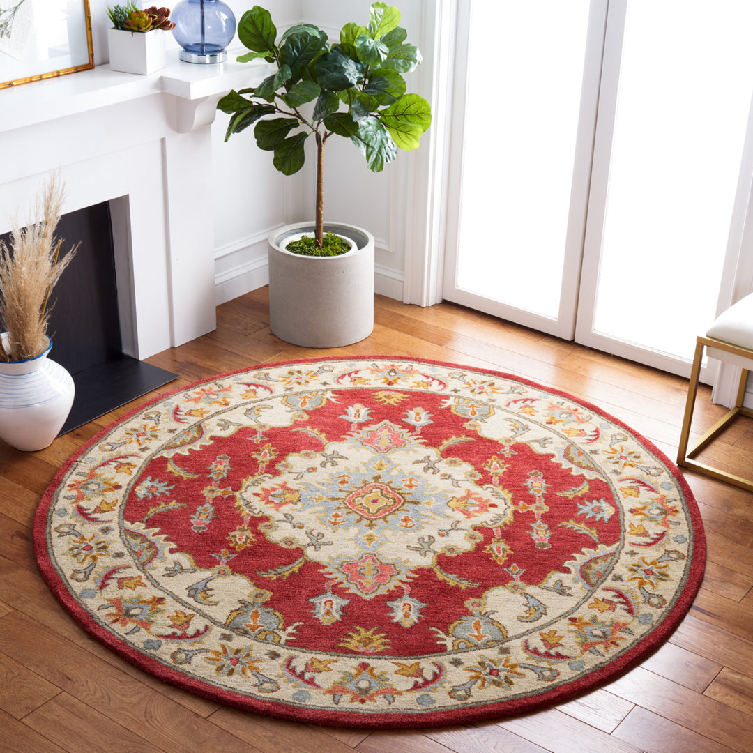 SAFAVIEH Antiquity Collection AT520Q Red / Grey Rug Image 2