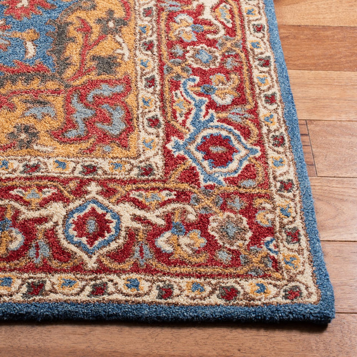 SAFAVIEH Antiquity Collection AT521Q Red / Blue Rug Image 6