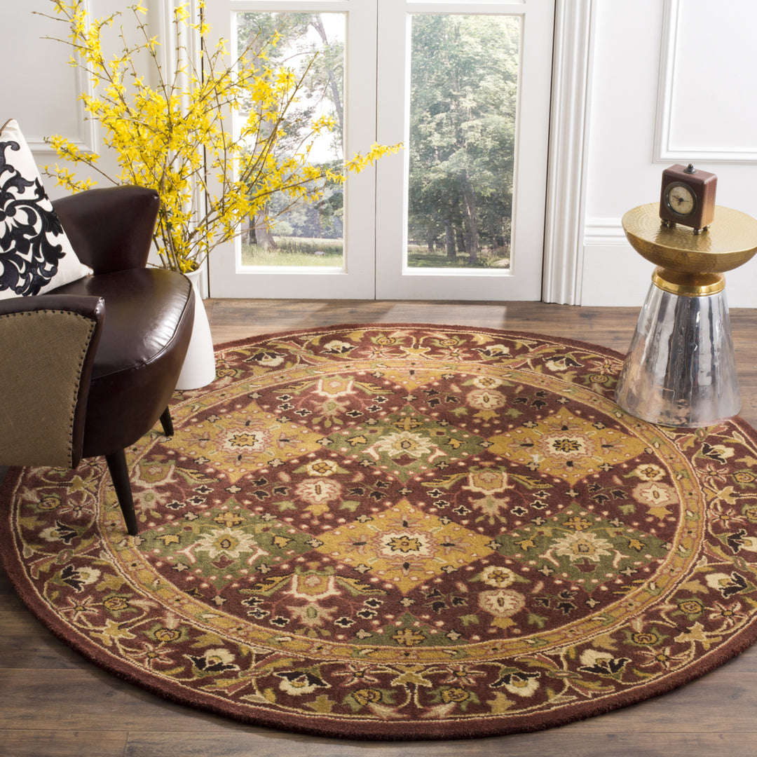 SAFAVIEH Antiquity Collection AT57B Handmade Wine Rug Image 10