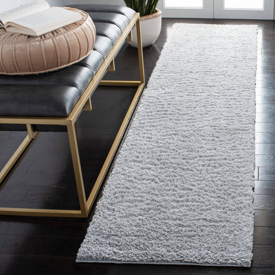 SAFAVIEH August Shag Collection AUG511F Light Grey Rug Image 2