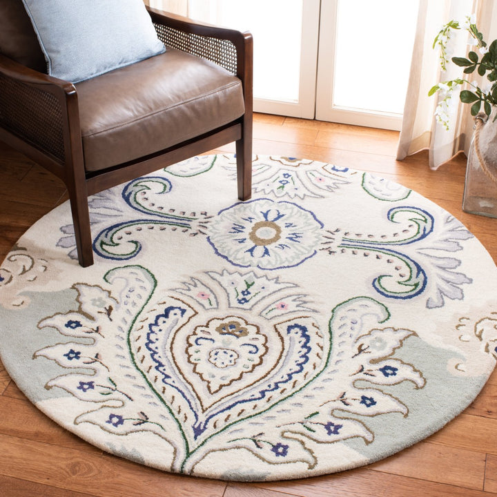 SAFAVIEH Bella BEL118M Handmade Ivory / Blue Rug Image 2