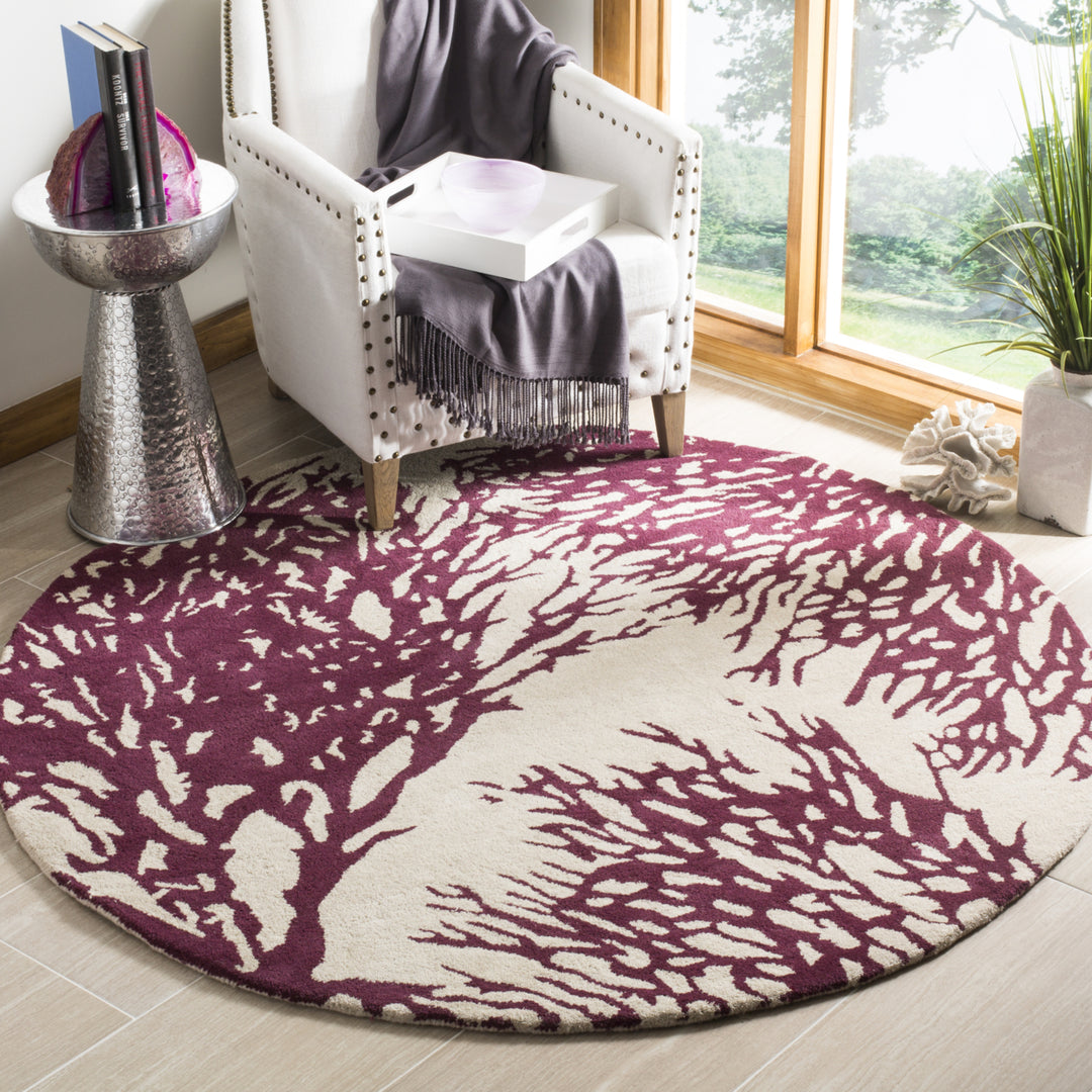 SAFAVIEH Bella BEL115A Handmade Beige / Purple Rug Image 8