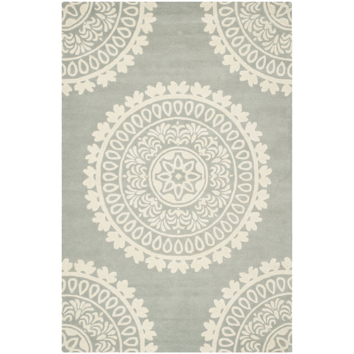 SAFAVIEH Bella BEL122A Handmade Grey / Ivory Rug Image 8