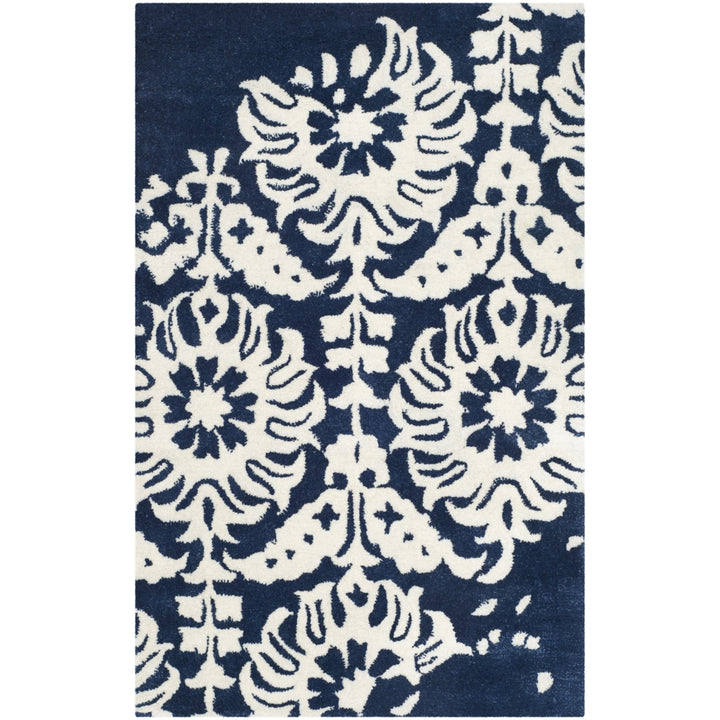 SAFAVIEH Bella BEL125D Handmade Navy / Ivory Rug Image 8