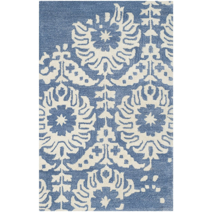 SAFAVIEH Bella BEL125C Handmade Light Blue / Ivory Rug Image 8