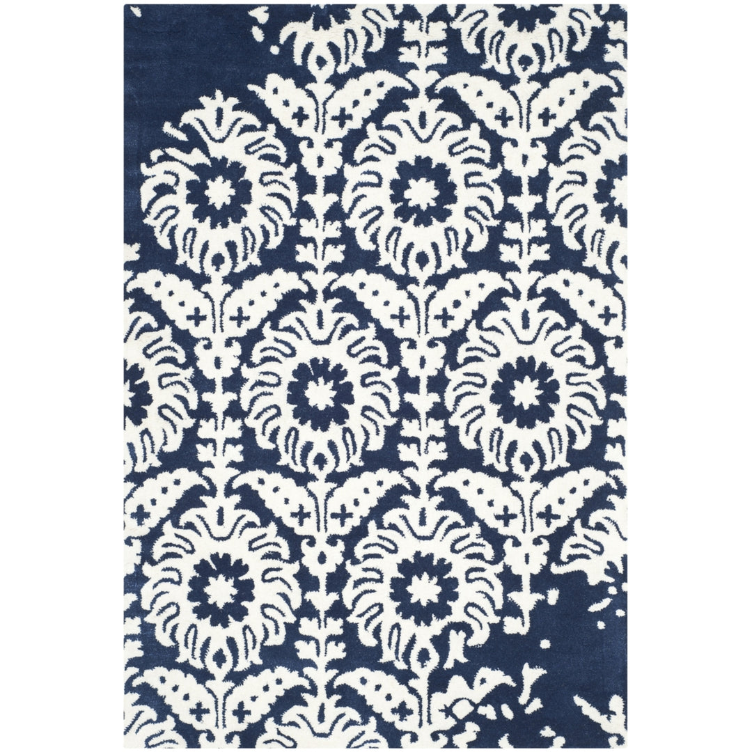 SAFAVIEH Bella BEL125D Handmade Navy / Ivory Rug Image 9