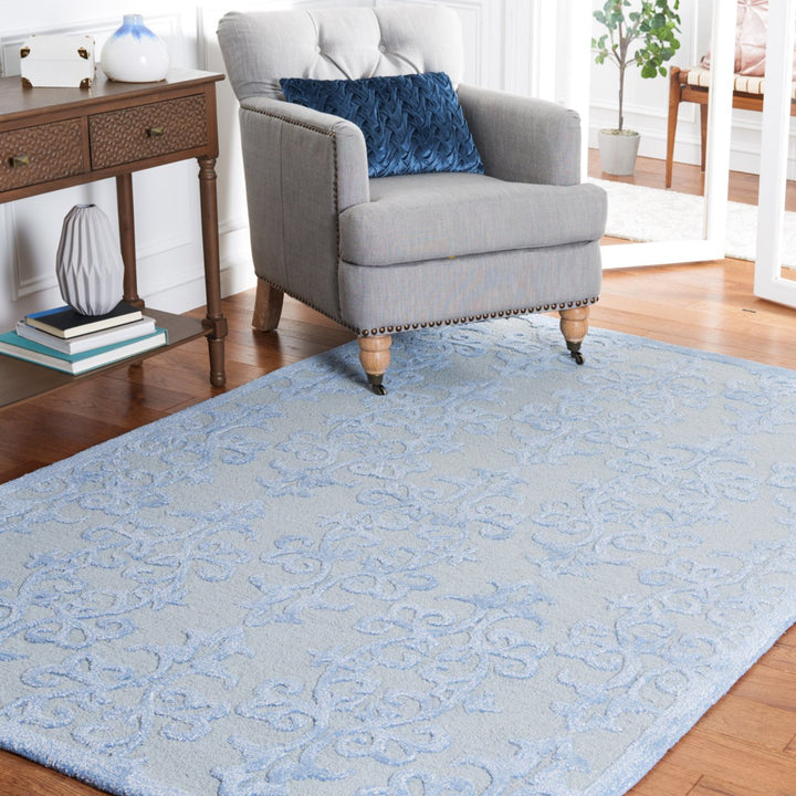 SAFAVIEH Bella Collection BEL127A Handmade Blue Rug Image 1