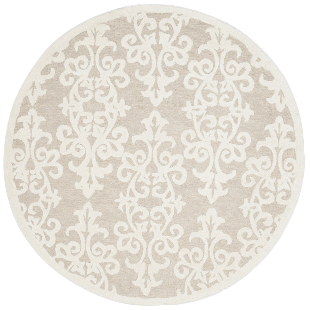 SAFAVIEH Bella BEL127B Handmade Sand / Ivory Rug Image 4