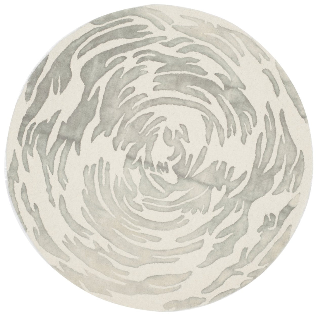 SAFAVIEH Bella BEL128A Handmade Ivory / Grey Rug Image 1