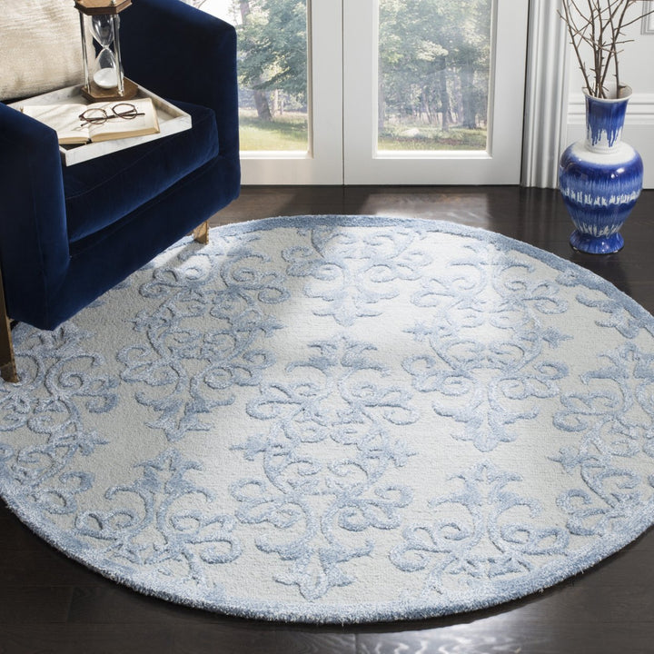 SAFAVIEH Bella Collection BEL127A Handmade Blue Rug Image 10