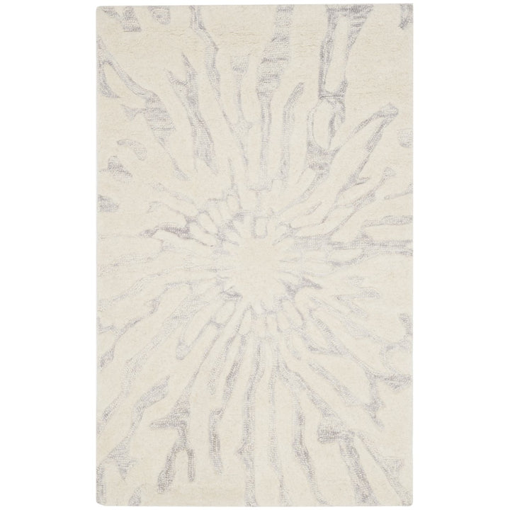 SAFAVIEH Bella BEL129A Handmade Silver / Ivory Rug Image 1