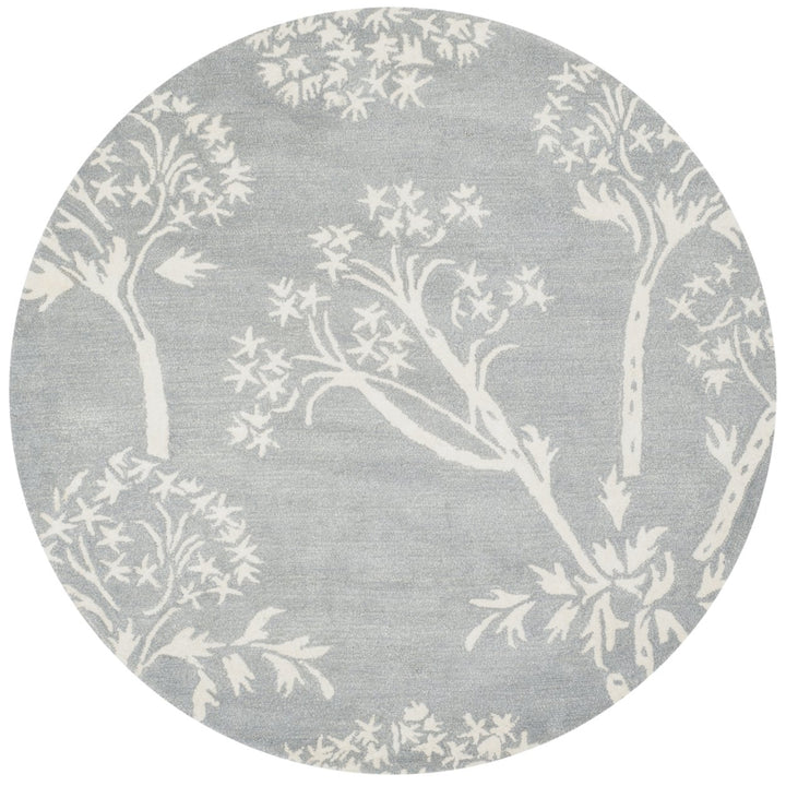 SAFAVIEH Bella BEL131A Handmade Light Blue / Ivory Rug Image 4