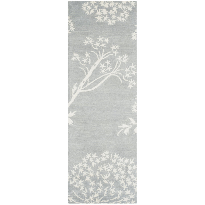 SAFAVIEH Bella BEL131A Handmade Light Blue / Ivory Rug Image 5