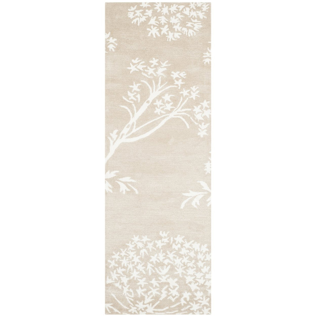 SAFAVIEH Bella BEL131C Handmade Sand / Ivory Rug Image 1