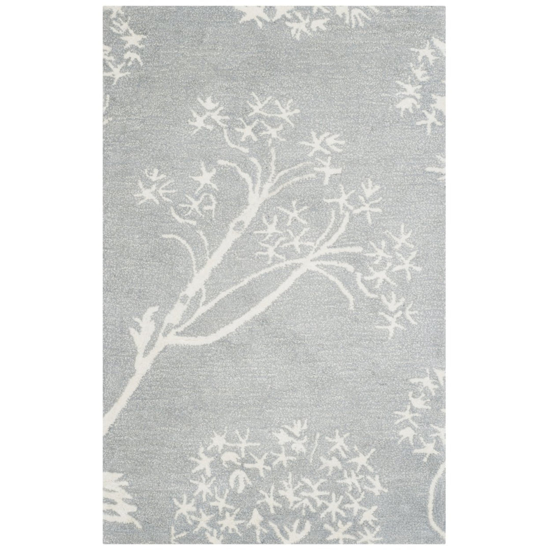 SAFAVIEH Bella BEL131A Handmade Light Blue / Ivory Rug Image 8