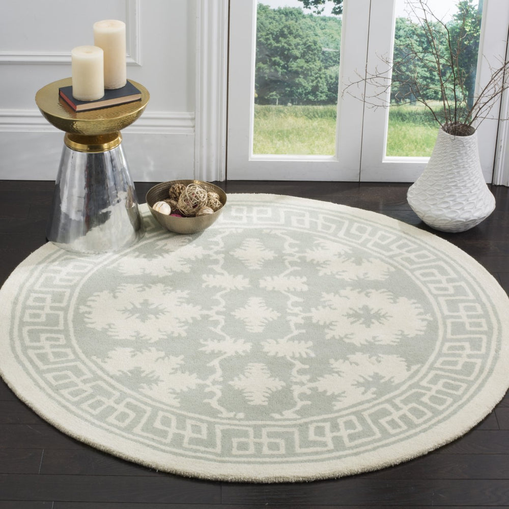 SAFAVIEH Bella BEL132B Handmade Grey / Ivory Rug Image 2