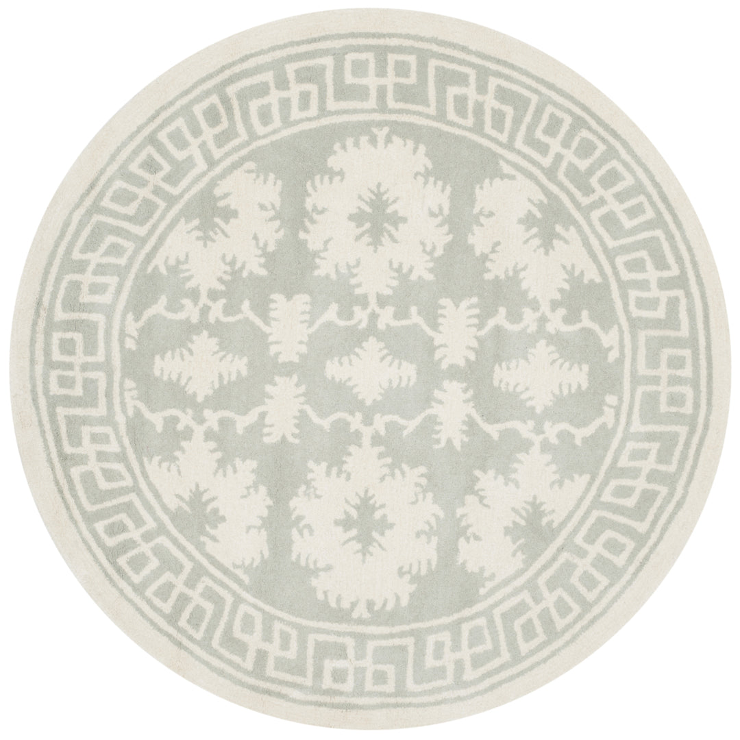 SAFAVIEH Bella BEL132B Handmade Grey / Ivory Rug Image 4