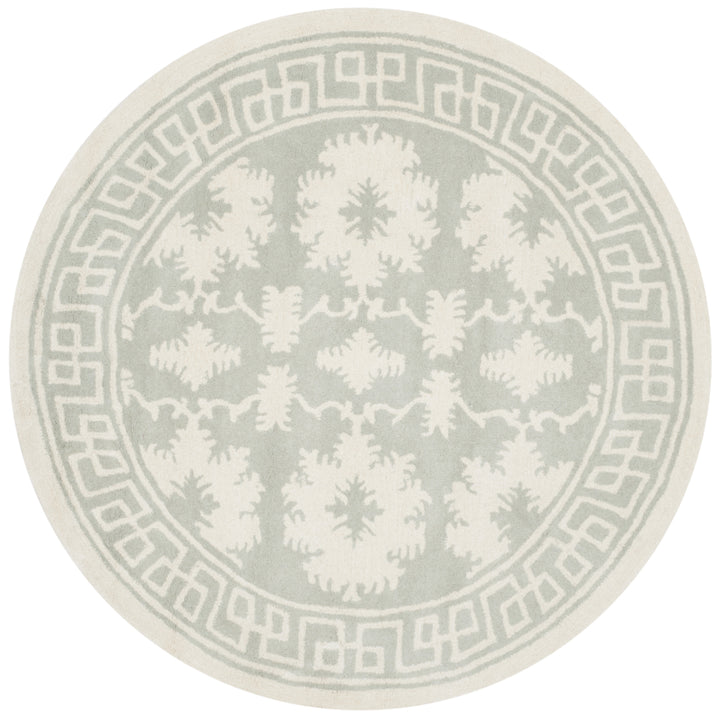 SAFAVIEH Bella BEL132B Handmade Grey / Ivory Rug Image 4