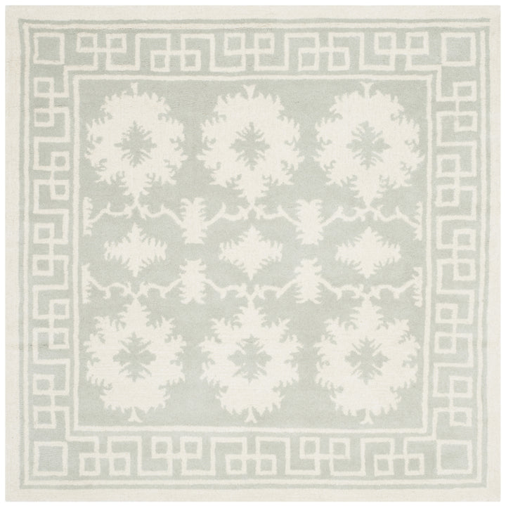 SAFAVIEH Bella BEL132B Handmade Grey / Ivory Rug Image 6