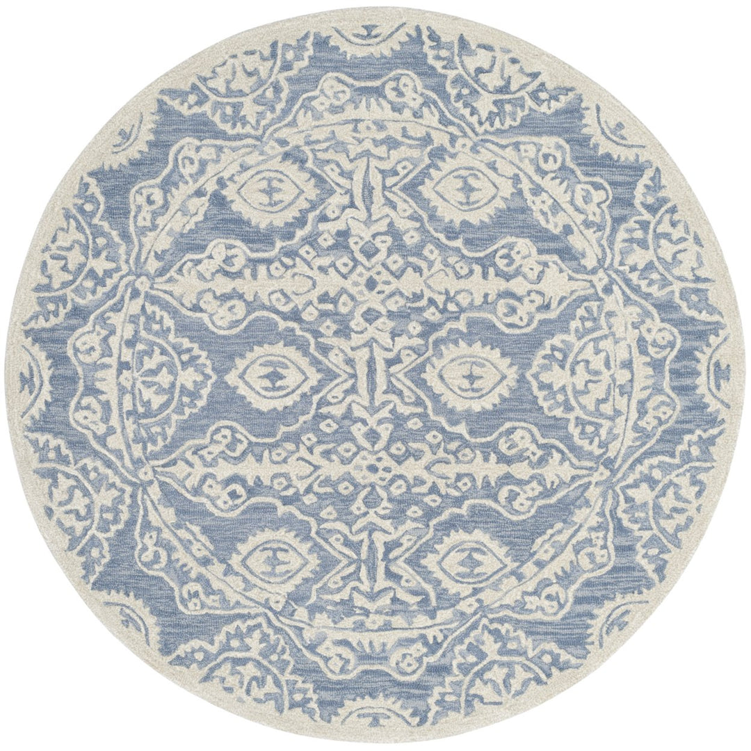 SAFAVIEH Bella BEL134A Handmade Blue / Ivory Rug Image 4