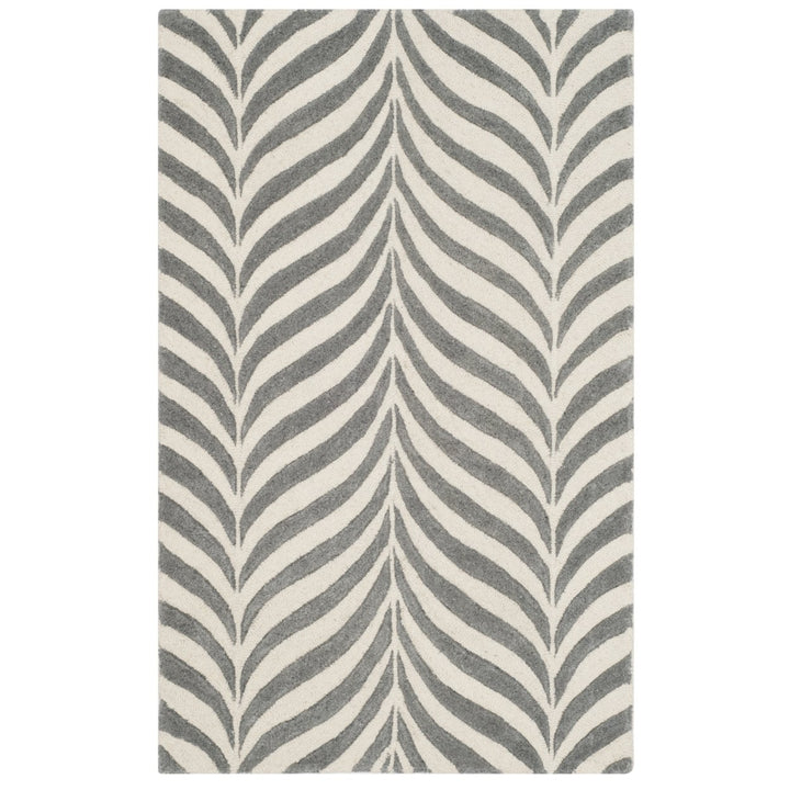 SAFAVIEH Bella BEL135B Handmade Ivory / Grey Rug Image 1