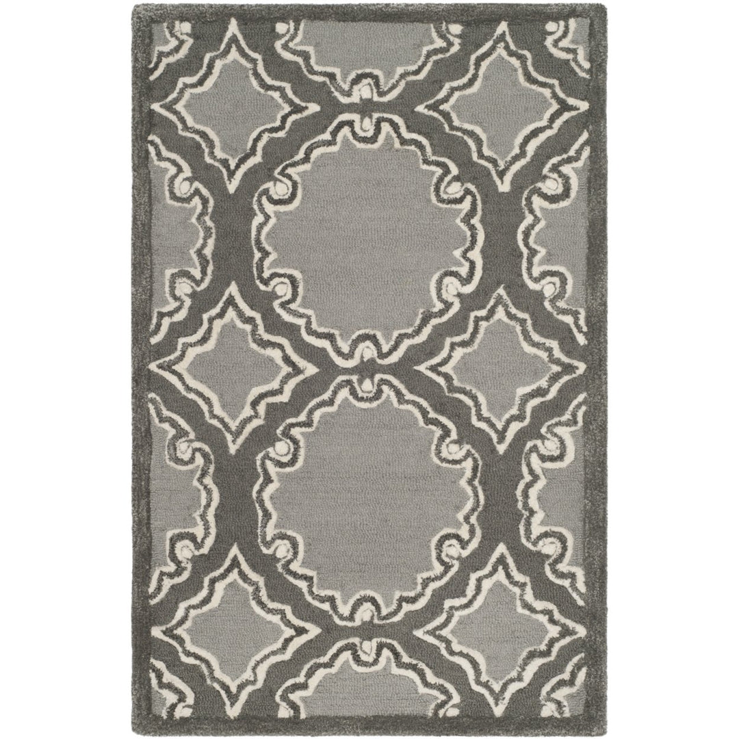 SAFAVIEH Bella BEL139A Handmade Grey / Light Grey Rug Image 1