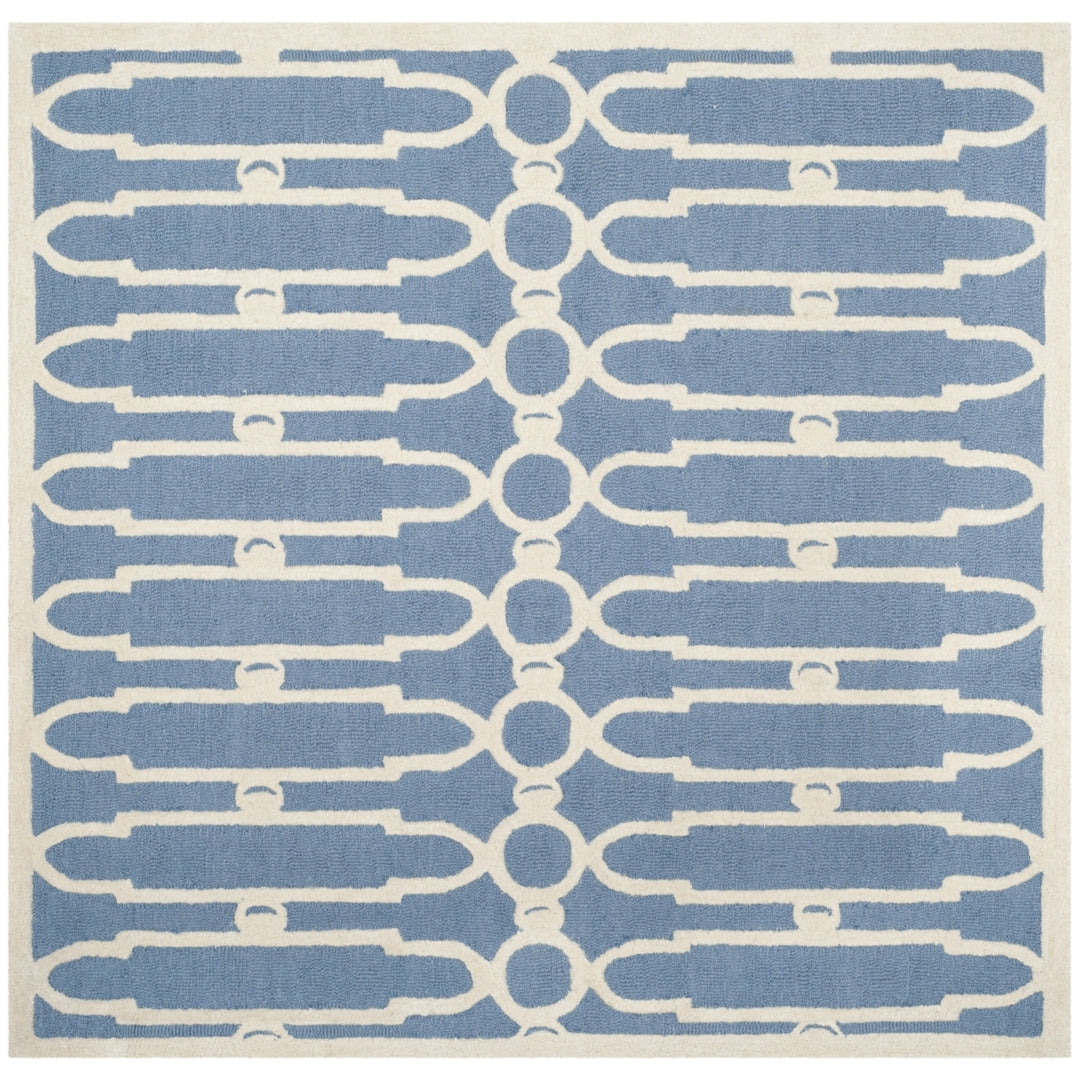 SAFAVIEH Bella BEL137A Handmade Blue / Ivory Rug Image 6