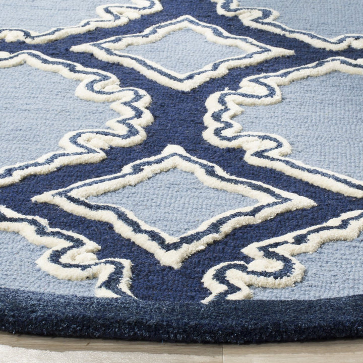 SAFAVIEH Bella Collection BEL139B Handmade Navy/Blue Rug Image 7