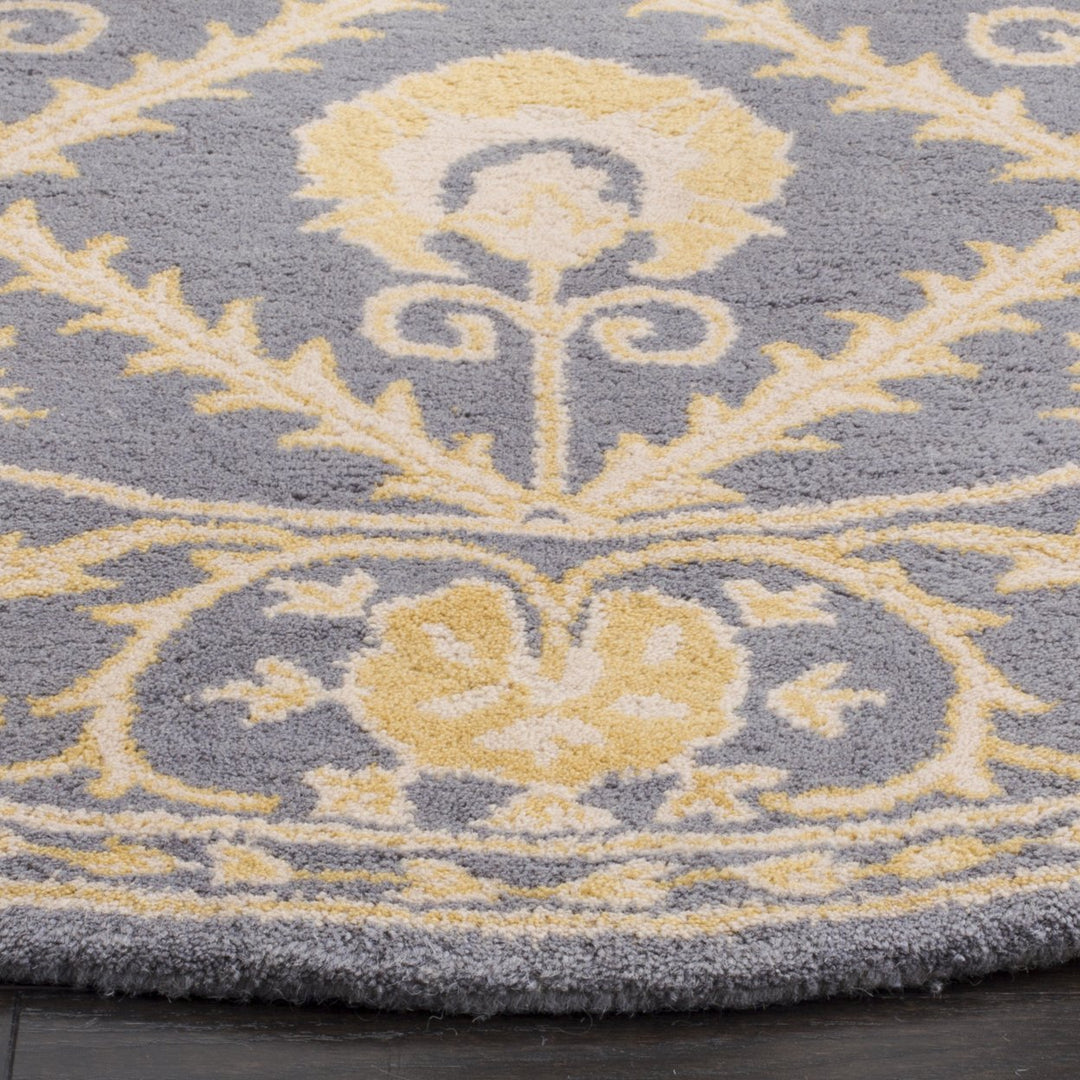 SAFAVIEH Bella Collection BEL152A Handmade Blue/Gold Rug Image 7