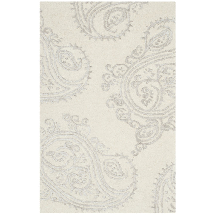 SAFAVIEH Bella BEL153B Handmade Ivory / Beige Rug Image 2