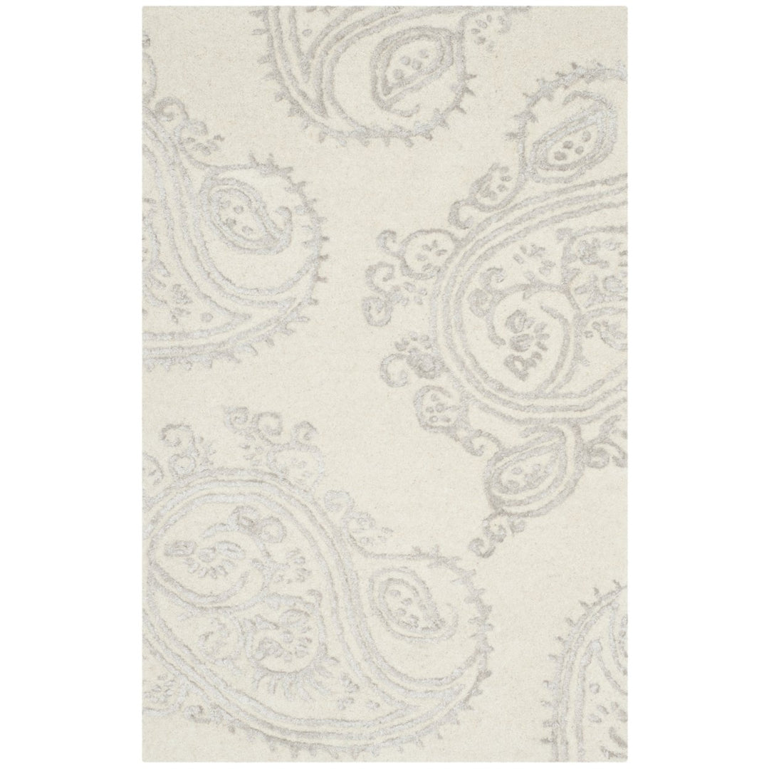 SAFAVIEH Bella BEL153B Handmade Ivory / Beige Rug Image 1