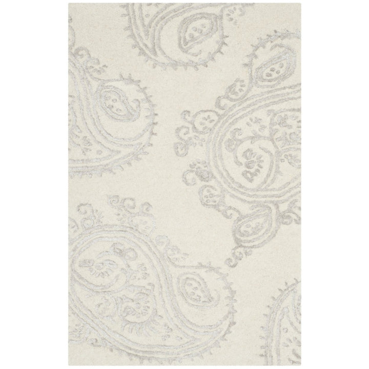 SAFAVIEH Bella BEL153B Handmade Ivory / Beige Rug Image 1