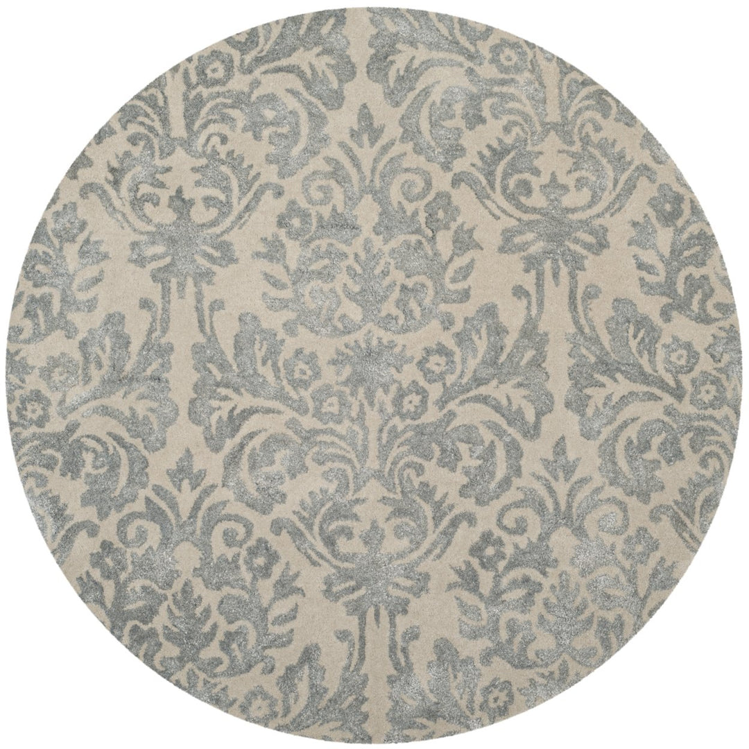 SAFAVIEH Bella BEL156A Handmade Ivory / Silver Rug Image 1