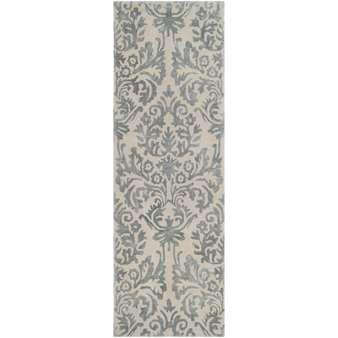 SAFAVIEH Bella BEL156A Handmade Ivory / Silver Rug Image 5