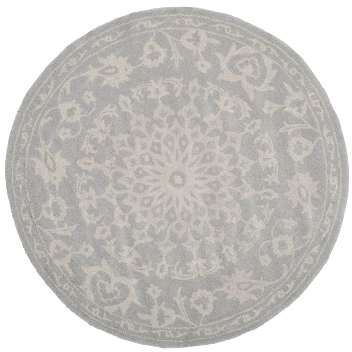 SAFAVIEH Bella BEL446A Handmade Grey / Silver Rug Image 1