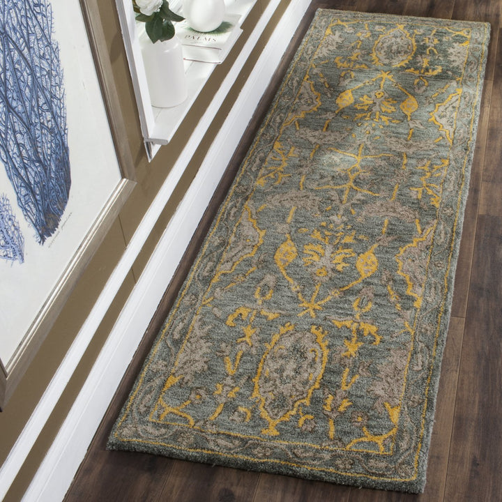 SAFAVIEH Bella BEL671A Handmade Blue Grey / Gold Rug Image 3