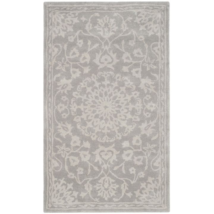 SAFAVIEH Bella BEL446A Handmade Grey / Silver Rug Image 8