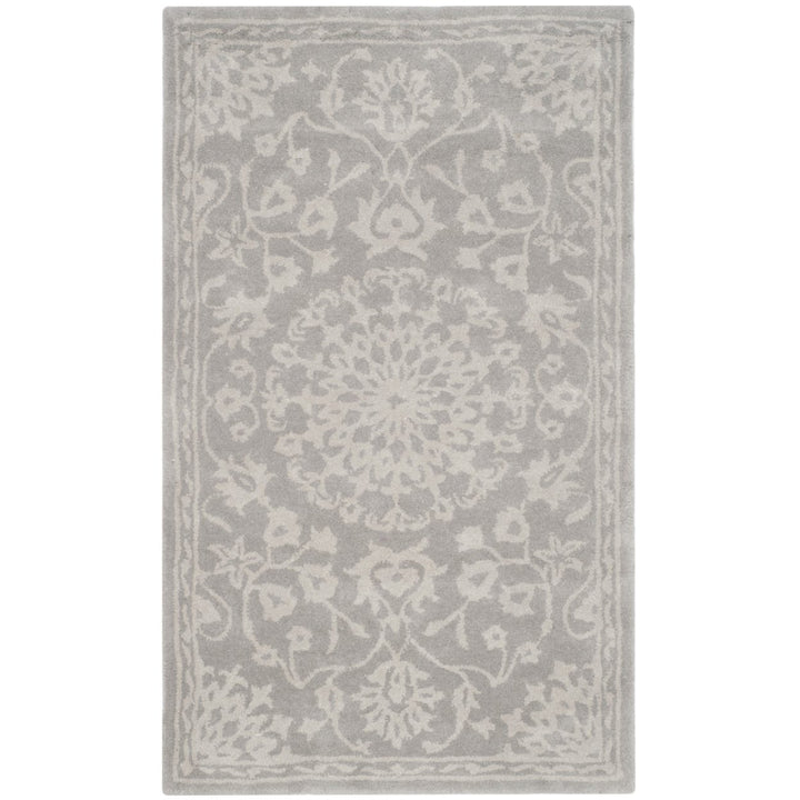 SAFAVIEH Bella BEL446A Handmade Grey / Silver Rug Image 1