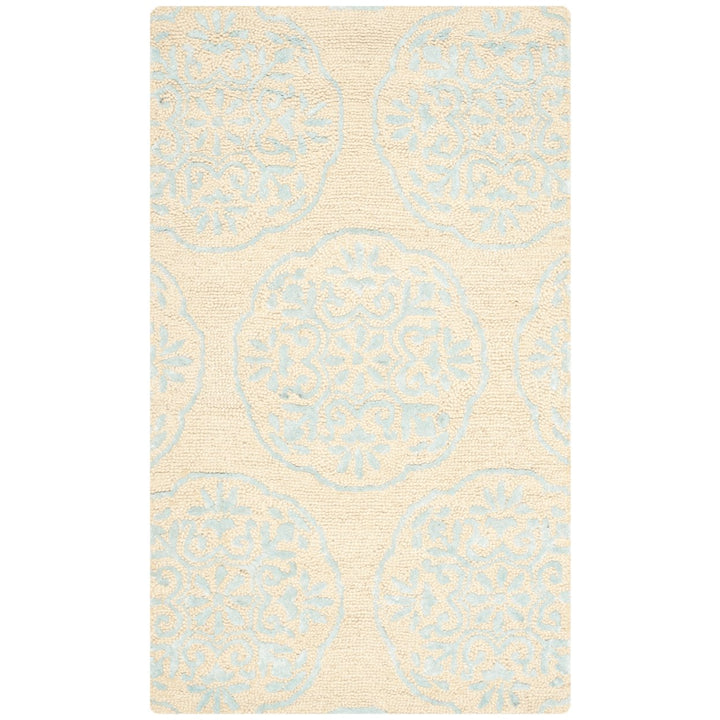 SAFAVIEH Bella BEL711C Handmade Beige / Blue Rug Image 4