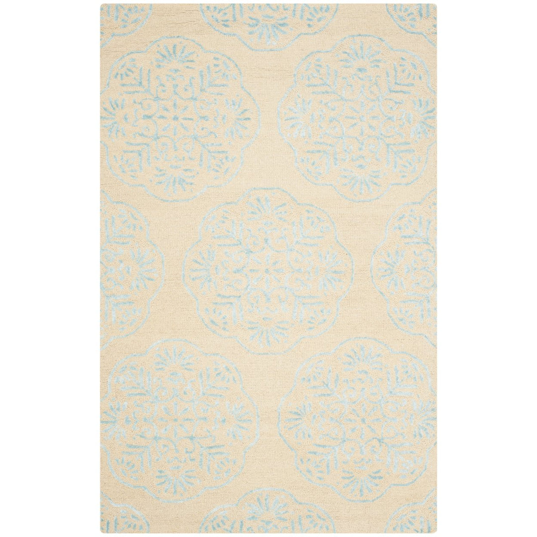 SAFAVIEH Bella BEL711C Handmade Beige / Blue Rug Image 1